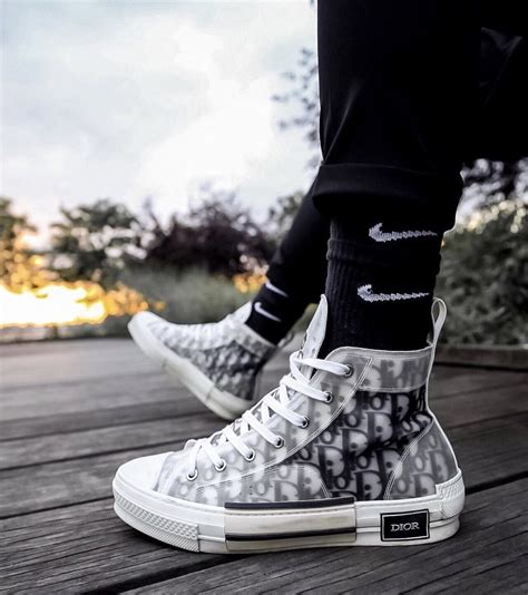 dior convers